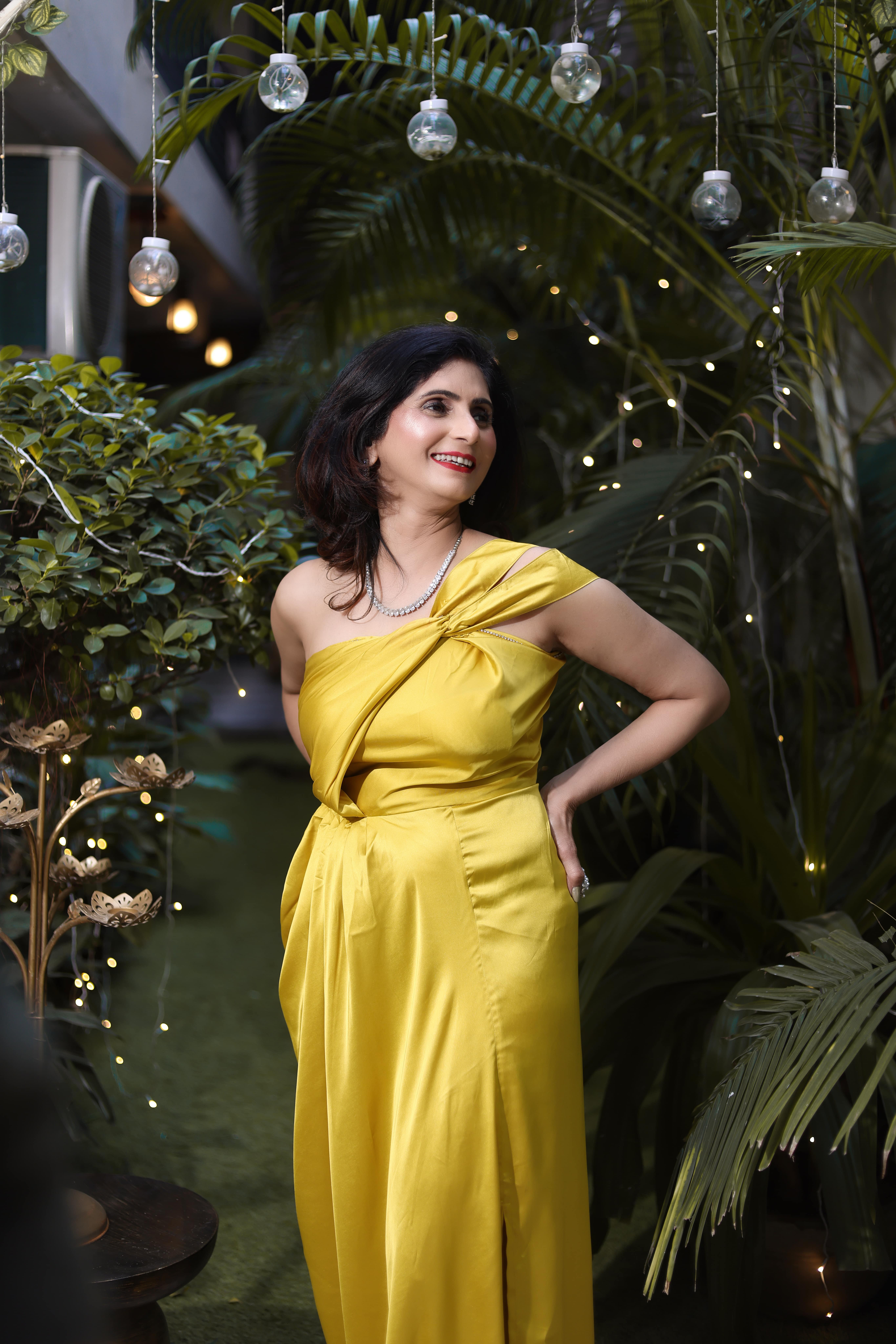 Golden One-Shoulder Draped Satin Gown with Statement Bow Detail - Image 4